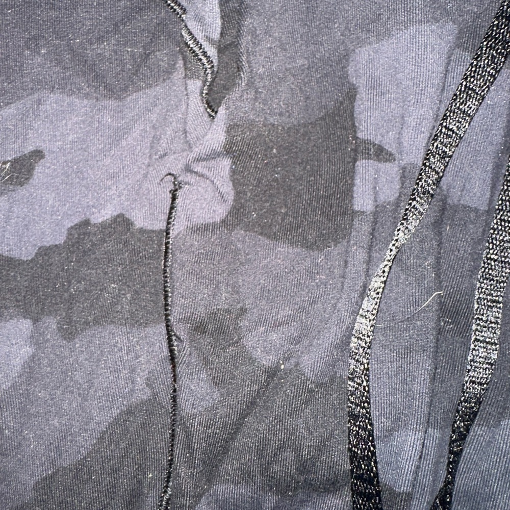 Lululemon joggers - Picture 2 of 5